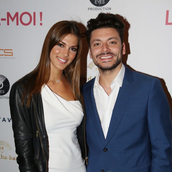 Elle a aussi rompu avec Kev Adams (ndlr : ils se sont séparés à deux reprises en 2017 et 2018).

Iris Mittenaere et Kev Adams lors de l'After Party de 'Loue-Moi !', au Buddha Bar à Paris, France, le 3 Juillet 2017. @Abaca
