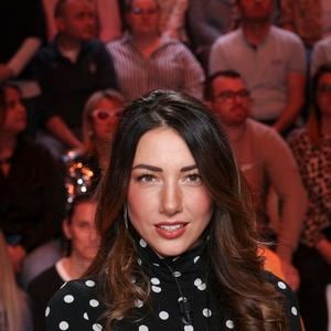 Exclusif - Delphine Wespiser, sur le plateau de TBT9 présenté par C.Hanouna, et diffusé en direct sur W9, Paris, France, le 02 mars 2026. © Jack Tribeca / Bestimage