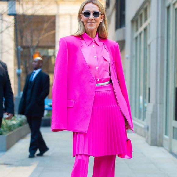 Celine Dion habillée en total look Peter Do à New York le 7 mars 2020.
