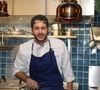Tous deux regardaient Alessandro Belmondo à la télévision.

Alessandro Belmondo - Alessandro Belmondo, le fils de P. et L. Belmondo est chef cuisinier dans le nouveau restaurant "Il Cara Rosso" dont c'est l'inauguration ce jour, à Saint-Cloud le 31 janvier 2018. © Denis Guignebourg/Bestimage