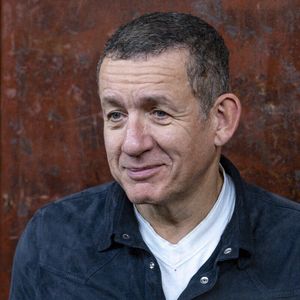 Il a beau être le fils de l'un des acteurs et réalisateurs les plus célèbres de France, Mehdi Hamidou a choisi de briller loin des plateaux de cinéma mais toujours dans le milieu artistique. 

Dany Boon au hangar du 1er film lors du Festival Lumière à Lyon © Thesillat / PsNewZ / Bestimage
