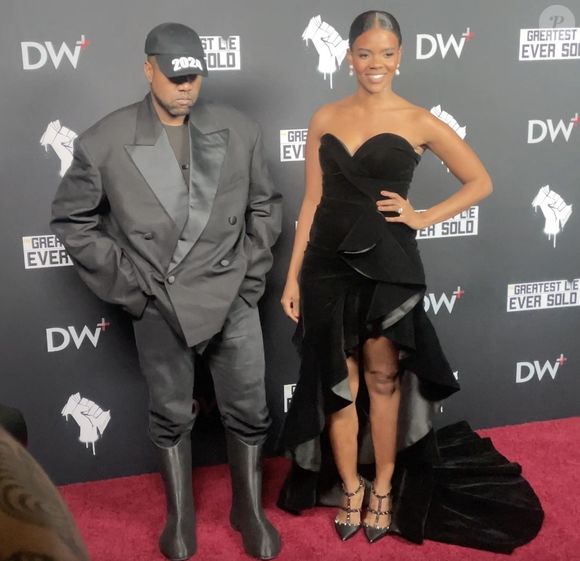 Kanye West, Candace Owens - K.West, K.Rock assistent à la projection du nouveau documentaire "The Greatest Lie Ever Sold"  de Candace Owens sur G.Floyd et le mouvement "Black Lives Matter" (BLM) à Nashville, le 12 octobre 2022. K.West, filmé dans chaque déplacement, a tenté d'expliquer la polémique provoqué par son tee-shirt "White Lives Matter" et le mot "arnaque" dont il a qualifié BLM sur son compte Instagram.