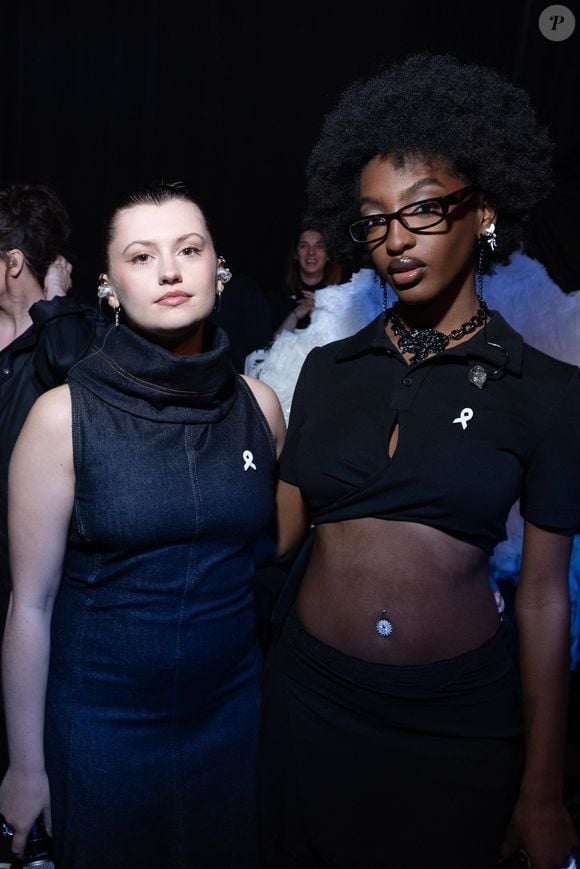 Exclusif - Marine Delplace, Ebony Cham en backstage de l'enregistrement de l'émission "Nos voix pour toutes" au profit de la Fondation des femmes à l'Adidas Arena diffusée sur TMC le 25 novembre 2025, à Paris, France, le 19 novembre 2025. © Guirec-Moreau/Bestimage