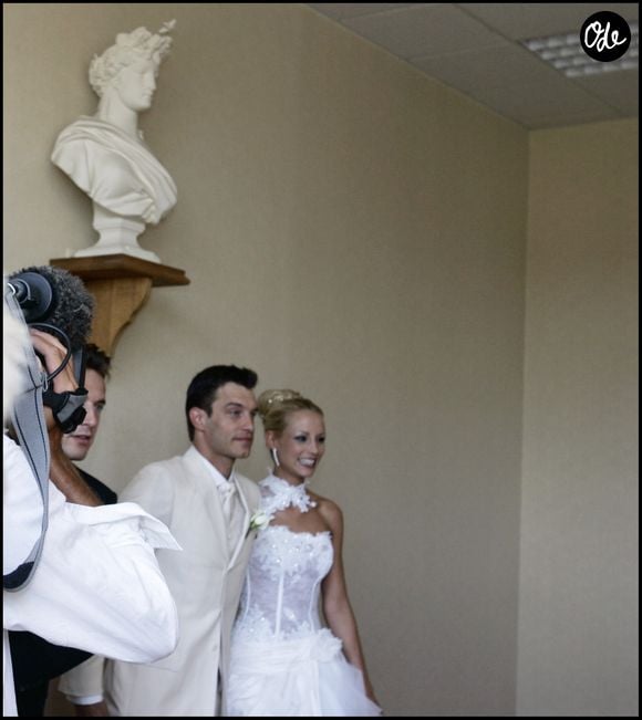 Élodie Gossuin et Bertrand Lacherie lors de leur mariage, le 1er juillet 2006. Crédit : Agence / Bestimage