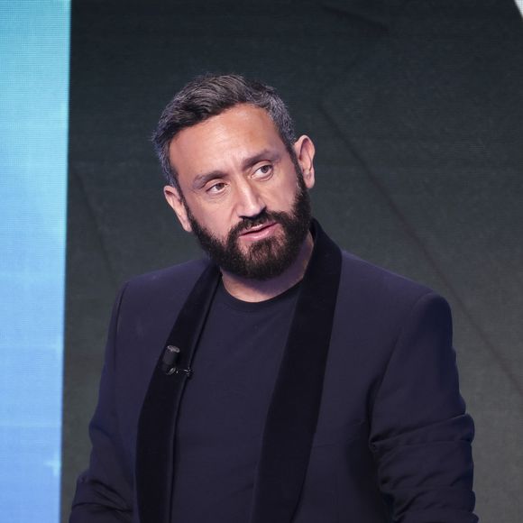 Exclusif - Cyril Hanouna, sur le plateau de l’émission « TPMP » présentée par C.Hanouna et diffusée en direct sur Youtube et sur toutes les box (SFR, FREE, Bouygues, MyCanal etc), Paris, France, le 20 mars 2025. © Jack Tribeca / Bestimage