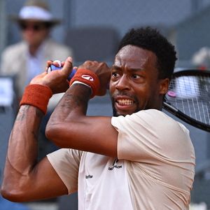 Un projet d'avenir solide afin de sécuriser ses proches. Le sportif a en outre plusieurs sociétés encore actives, d'investissements immobiliers et d'activités audiovisuel.

Gaël Monfils lors de son premier tour et dernier match à l'Open de tennis Mutua Madrid à Madrid, Espagne, le 23 avril 2026. Photo Corinne Dubreuil/Abaca