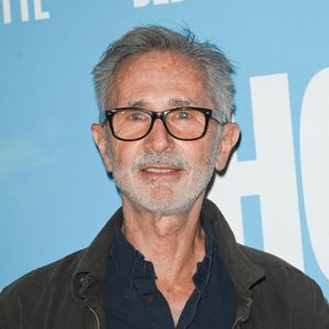 "J'étais et je reste l'homme d'une seule femme : la mienne. Je suis toujours amoureux d'elle", avait déclaré le comédien à "Paris Match" en 2016.

Thierry Lhermitte - Avant-première du film "Hommes au bord de la crise de nerfs" au cinéma Pathé Wepler à Paris. Le 11 mai 2022 © Coadic Guirec / Bestimage