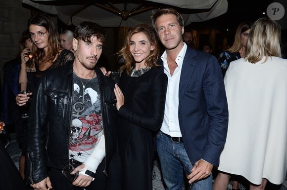 Steven Klein, Clotilde Courau (princesse de Savoie) et le prince Emmanuel Philibert de Savoie lors du dîner de la soirée "Vogue 50 Archive" lors de la fashion week de Milan, le 21 septembre 2014.