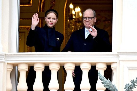 Le prince Albert II de Monaco et la princesse Charlene ont assisté à la procession, depuis le Palais Princier, dans le cadre des célébrations de la Sainte-Dévote à Monaco, le 27 janvier 2026.
© Bruno Bebert / Bestimage