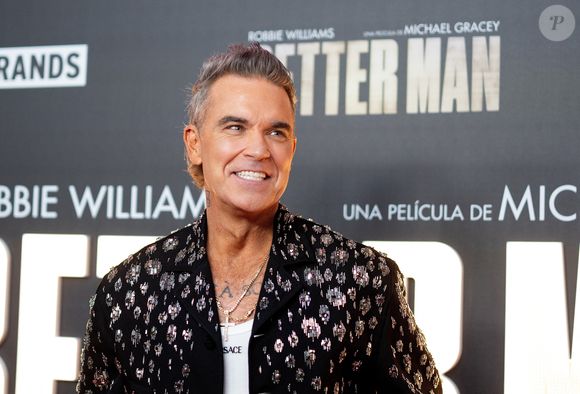Robbie WIlliams à la première de "Better Man" à Madrid, au Capitol Cinema, le 4 décembre 2024. LALO YASKY / BESTIMAGE