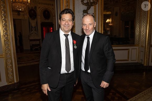 Exclusif - Laurent Gerra, guest - Laurent Gerra reçoit la légion d’honneur de la part du grand chancelier F. Lecointre en présence de la première dame, B. Macron au Palais de la Légion d'honneur à Paris le 29 septembre 2025. © Cyril Moreau/Bestimage