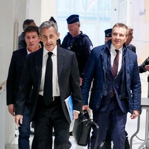 Nicolas Sarkozy et son avocat Christophe Ingrain - N.Sarkozy et 11 autres prévenus arrivent au tribunal de Paris pour leur procès pour des accusations de financement illégal de la campagne présidentielle victorieuse de 2007 par le dictateur M.Kadhafi, le 8 janvier 2025. 
© Christophe Clovis / Bestimage
