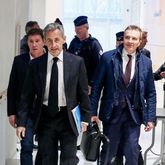Nicolas Sarkozy et son avocat Christophe Ingrain - N.Sarkozy et 11 autres prévenus arrivent au tribunal de Paris pour leur procès pour des accusations de financement illégal de la campagne présidentielle victorieuse de 2007 par le dictateur M.Kadhafi, le 8 janvier 2025. 
© Christophe Clovis / Bestimage