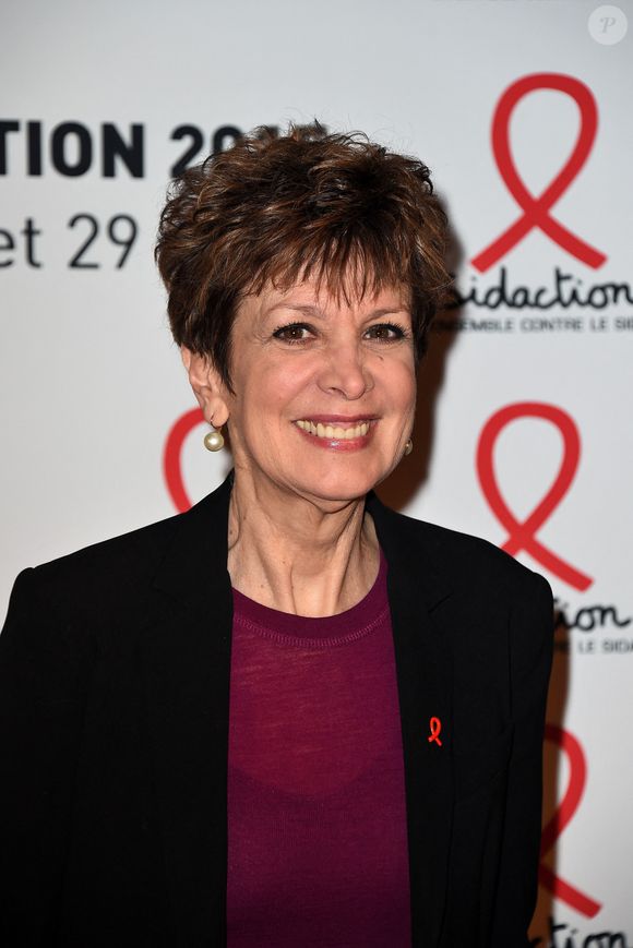Catherine Laborde pose lors d'un photocall pour le lancement du Sidaction 2015 qui s'est tenu au Musée du quai Branly à Paris, France, le 2 mars 2015. Photo by Nicolas Briquet/ABACAPRESS.COM