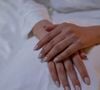 Les milky nails séduisent les plus grandes célébrités par leur rendu naturel et follement élégant.