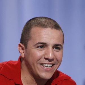 Mais, en 2007, une de ses prises de position a mis un coup d'arrêt à sa carrière.

EXCLUSIF - Faudel assiste à l'enregistrement d'une émission de télévision à Paris, France, le 25 février 2008. Photo by Greg Soussan/ABACAPRESS.COM