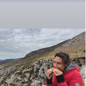 Elle confie également avoir "des courbatures de dingue" après deux jours de marche.
Story Instagram d'Alessandra Sublet @alessandra_sublet, lundi 5 octobre 2025.