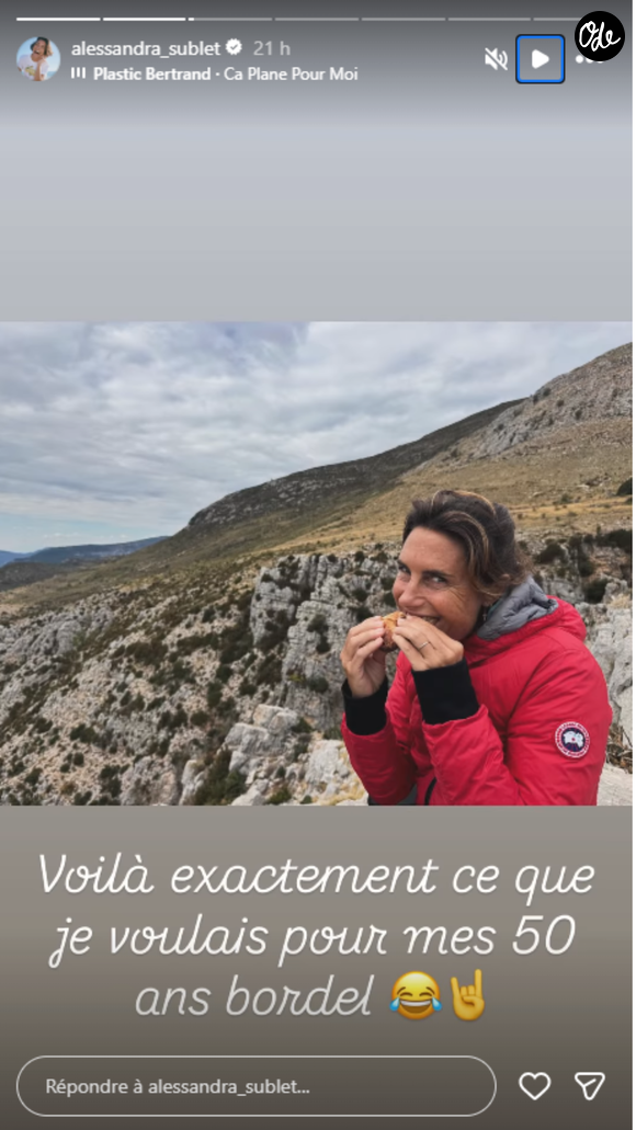 Elle confie également avoir "des courbatures de dingue" après deux jours de marche.
Story Instagram d'Alessandra Sublet @alessandra_sublet, lundi 5 octobre 2025.
