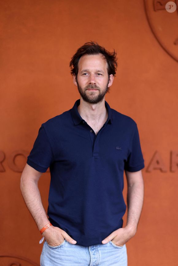 Benjamin Lavernhe - Célébrités au village lors des Internationaux de France de tennis de Roland Garros 2024 à Paris le 9 juin 2024.
©JACOVIDES-MOREAU / BESTIMAGE