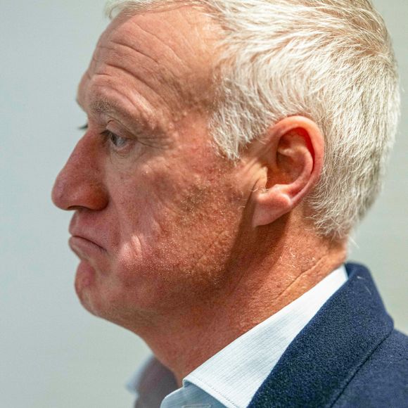 Didier Deschamps est sélectionneur depuis 2012. Ses choix tactiques et humains divisent

Didier Deschamps - Arrivées au tribunal correctionnel de Paris en marge du procès en diffamation entre Didier Deschamps et Daniel Riolo. Le procès en diffamation opposant Didier Deschamps à Daniel Riolo s’est ouvert le 20 novembre 2025 devant la XVIIe chambre du tribunal correctionnel de Paris 

© Pierre Perusseau/Bestimage