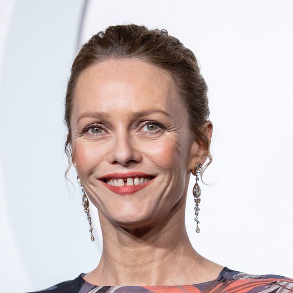 Vanessa Paradis - Soirée de gala en hommage à Patrick Dupond à l'Opéra de Paris le 21 février 2023. © Olivier Borde/Bestimage