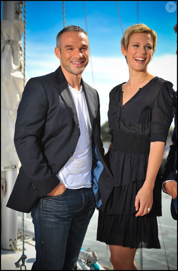 Philippe Bas et Lorie (Laure Pester) - Photocall du film "Un mari de trop", lors du festival de la fiction TV de La Rochelle. © Guillaume Gaffiot/Bestimage