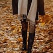 Ni mocassins ni bottines : cet automne 2026, on craque pour ce modèle de bottes, élégantes et intemporelles