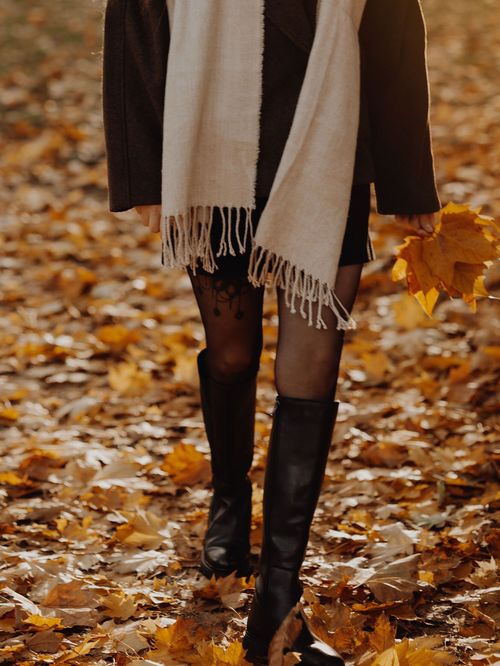 Ni mocassins ni bottines : cet automne 2026, on craque pour ce modèle de bottes, élégantes et intemporelles