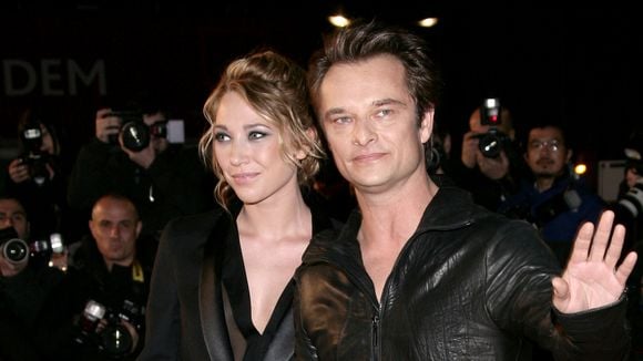 "Ce n'est qu’à l’âge de 15 ans..." : Laura Smet (Surface) évoque ces années de distance avec son frère David Hallyday