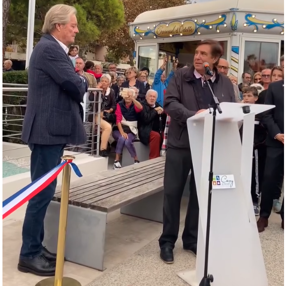 Depuis 35 ans, il possède une maison à Carry-le-Rouet.

Jean-Pierre Foucault à Carry-le-Rouet