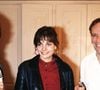 Quelques mois plus tôt elle avait laissé sur le répondeur de ses parents un message évoquant les violences qu'elle subissait de la part du leader de Noir Désir.
Nadine, Marie et Jean-Louis Trintignant en 1987.
BERTRAND RINDOFF PETROFF / BESTIMAGE
