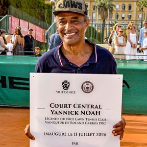 Cet épisode lui a fait réaliser à quel point il était chanceux

Yannick Noah, à l'honneur à Nice dans le club de Tennis où il a fait son sport étude, le Nice LTC qui va baptiser son court central de son nom en présence de ses copains de classe, le 11 juillet 2026. © Bruno Bebert/Bestimage