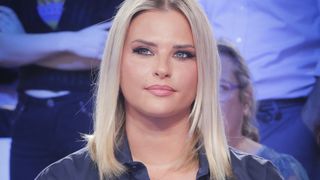 La nuit, Kelly Vedovelli ne fait rien comme les autres avec ses deux enfants