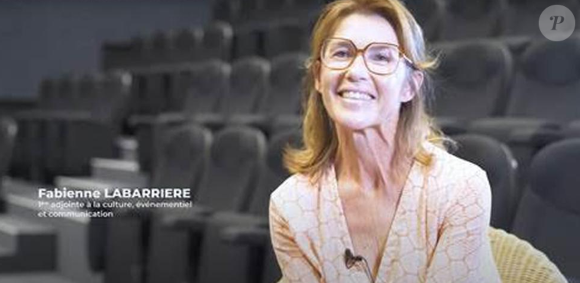 C'est Fabienne Labarrière
Fabienne Labarrière, la maman d'Adrien de "Secret Story"