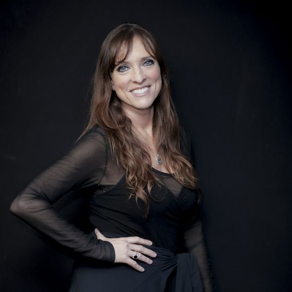 Lynda Lemay pose en marge de l'émission "CS Cohen" sur Radio J à Paris, France, le 12 janvier 2023.

© Jack Tribeca/Bestimage