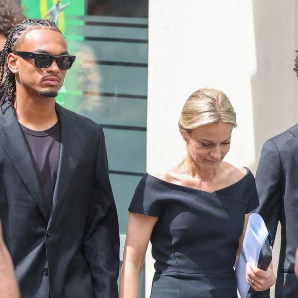 Audrey Crespo-Mara est la mère de deux enfants

Audrey Crespo-Mara et ses fils Sekou et Lamine - Arrivées aux obsèques de Thierry Ardisson en l’église Saint-Roch de Paris, France. © Clovis-Jacovides/Bestimage