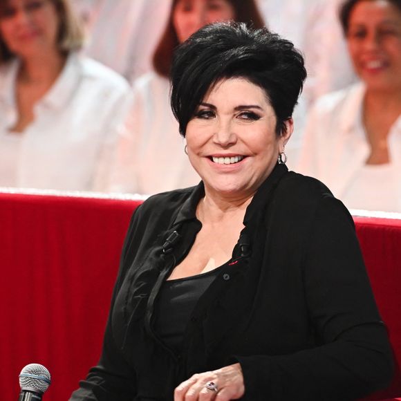 "Ma mère m'a toujours appris aussi d'être coquette. C'était son truc, ça", a-t-elle ainsi révélé

Exclusif - Liane Foly lors de l'enregistrement de l'émission Vivement dimanche au studio Rive Gauche, presentée par Michel Drucker, diffusion sur France 3 le 2 février 2025. © Guillaume Gaffiot/Bestimage