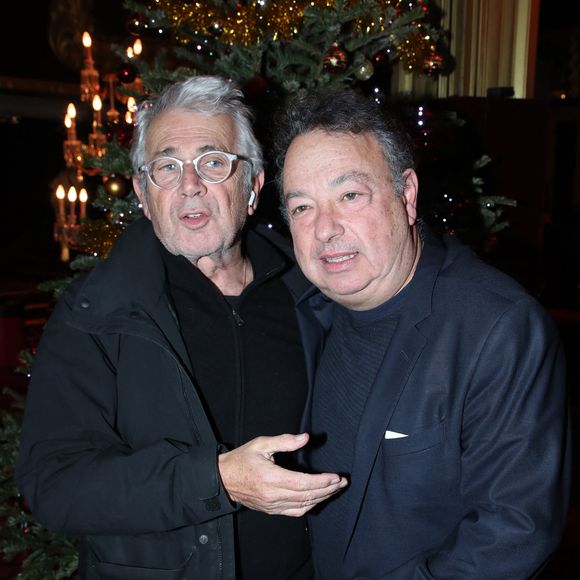 Exclusif - Michel Boujenah et Frédéric Jérôme (Directeur du Casino de Paris) au spectacle "Laurent Gerra se met à table!" au Casino de Paris le 18 décembre 2024.

© Bertrand Rindoff / Bestimage
