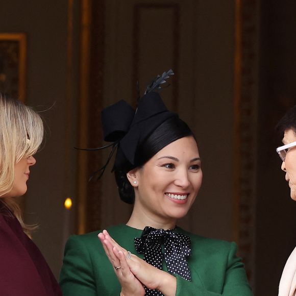 Camille Gottlieb, Marie Ducruet (Chevallier) et la princesse Stéphanie de Monaco - La famille princière de Monaco au balcon du palais, à l'occasion de la Fête Nationale de Monaco, le 19 novembre 2025. © Dominique Jacovides/Bestimage