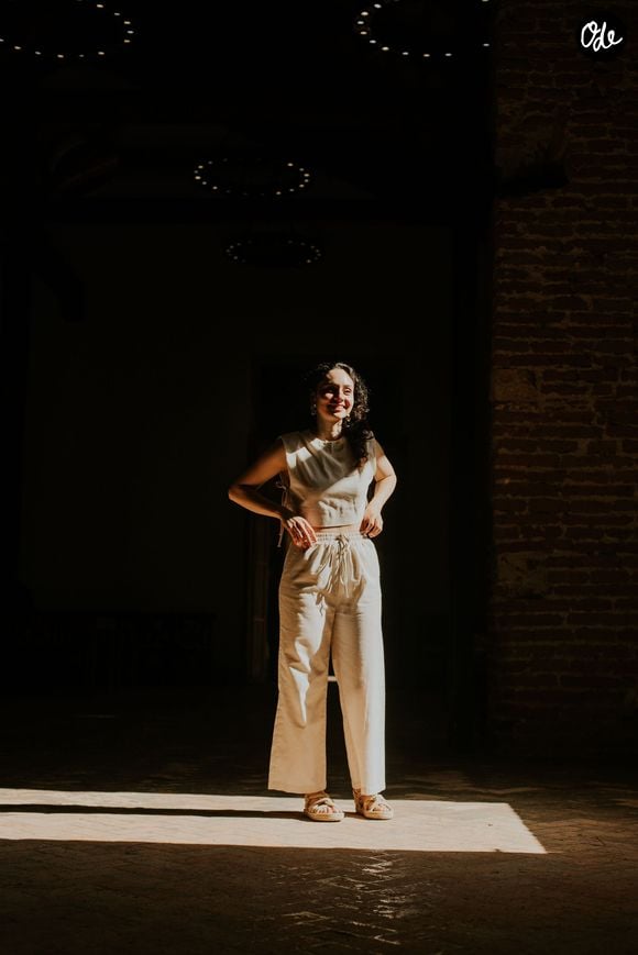 Côté coupes, il existe des modèles très tendances comme le capri, le cargo, le jort, la jupe-culotte ou le pantalon ballon qui allient confort absolu et mode.