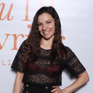 Il se déroule au studio Re-Corps dans le 12e arrondissement de Paris.

Denitsa Ikonomova lors de la première édition du gala caritatif 'le Gala du 12 Fevrier' au profit des grands brûlés dans les salons de l'Hotel Royal Monceau le 12 Fevrier 2026 à Paris. © Denis Guignebourg/BestImage