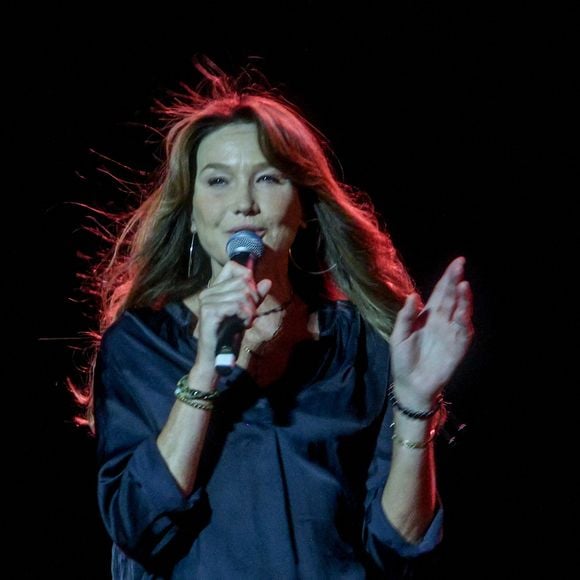 Carla Bruni se produit en concert lors du festival Veranos de la Villa à Conde-Duque le 28 juillet 2024 à Madrid, Espagne. Photo by Ricardo Rubio/Europa Press/ABACAPRESS.COM