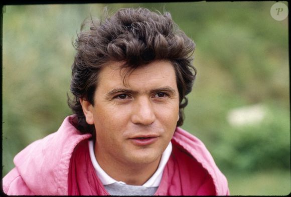 Archives - Portrait de Daniel Balavoine à Biarritz. Août 1984 © Jean-Jacques Descamps via Bestimage