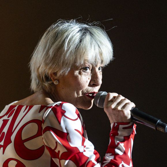 Lio lors du concert de la tournée "Les Années 80" à Lyon, le 13 décembre 2025.
© Sandrine Thesillat / PsnewZ / Bestimage