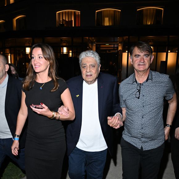 Enrico Macias - Arrivées à l'enregistrement de l'émission "Serge Lama le dernier rappel!" au théâtre Marigny à Paris le 29 avril 2025.

© Yehiel Chekroune / Bestimage