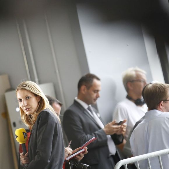 C'est la journaliste Amélie Carrouër qui la remplacera ce week-end pour la présentation du JT de TF1.

Amélie Carrouer, journaliste Itélé. Au lendemain de sa libération, Isabelle Prime, l' ex-otage détenue pendant cinq mois au Yémen, est accueillie à son retour en France par le Président de la République sur la base militaire de Vélizy Villacoublay. Le 7 août 2015.
© Alain Guizard