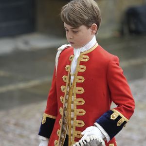 Un cadeau plutôt surprenant pour un enfant qui n'a pas manqué d'interloquer la reine Elizabeth II à qui le pape avait donné le présent à l'époque en 2014
Avalon - Les invités à la cérémonie de couronnement du roi d'Angleterre à l'abbaye de Westminster de Londres Avalon/Panoramic/Bestimage

Le prince George de Galles - Les invités arrivent à la cérémonie de couronnement du roi d'Angleterre à l'abbaye de Westminster de Londres, Royaume Uni, le 6 mai 2023.