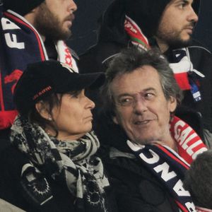 Jean-Luc Reichmann et sa femme Nathalie Lecoultre en tribunes lors du lancement du Tournoi des Six Nations opposant la France au Pays de Galles (43-0), au Stade de France, à Saint-Denis, Seine Saint-Denis, France, le 31 janvier 2025. © Cyril Moreau/Bestimage