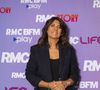 Elle présente chaque jour, du lundi au vendredi, son émission "Estelle Midi" sur RMC et RMC Story.

Estelle Denis lors de la conférence de presse de rentrée des chaînes du groupe RMC-BFM à Paris, le 17 septembre 2025.
Pierre Perusseau / Bestimage