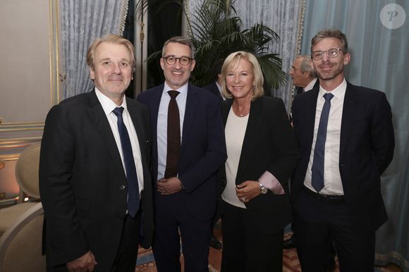 Philippe Bories, Philippe Palazzi, Elisabeth Sandager - Dîner de La Revue des Deux Mondes au Cercle Interalliée avec en invité d’honneur Gerald Darmanin, Paris, France, le 3 novembre 2025. Les salons du Cercle Interallié ont fait salle comble ce soir-là, réunissant de nombreuses personnalités du monde de la politique, des affaires, du droit, de la culture ou encore de la diplomatie, venues écouter le garde des Sceaux. 
© Jack Tribeca / Bestimage